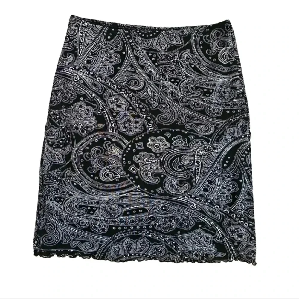 NY&CO Women’s Medium Pencil Skirt Black White Paisley Stretchy Office Minimalist - Picture 2 of 4